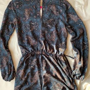 Mimi China paisley romper in size small
